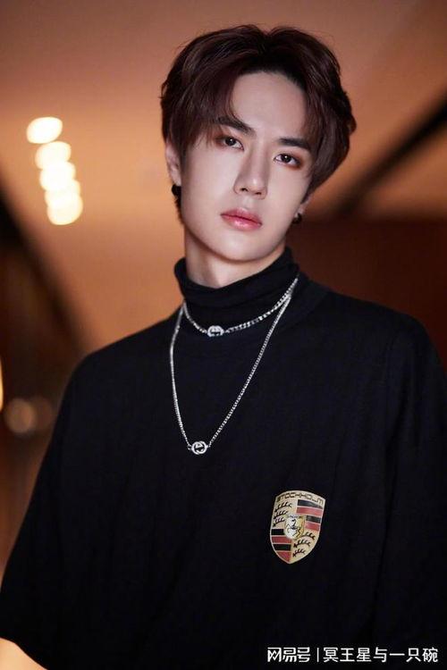 爆料王一博最新消息视频,揭秘爆料视频背后的精彩瞬间